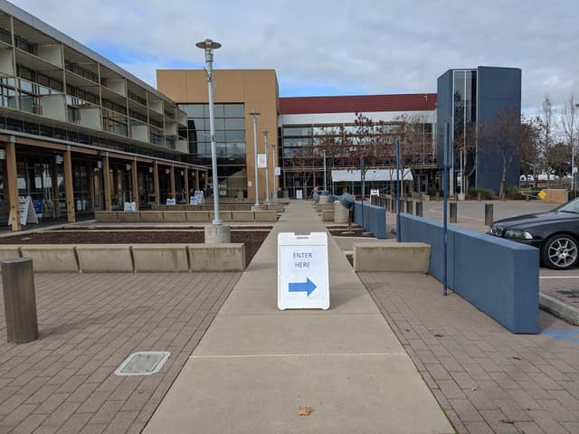 Valley Health Center Tully photo