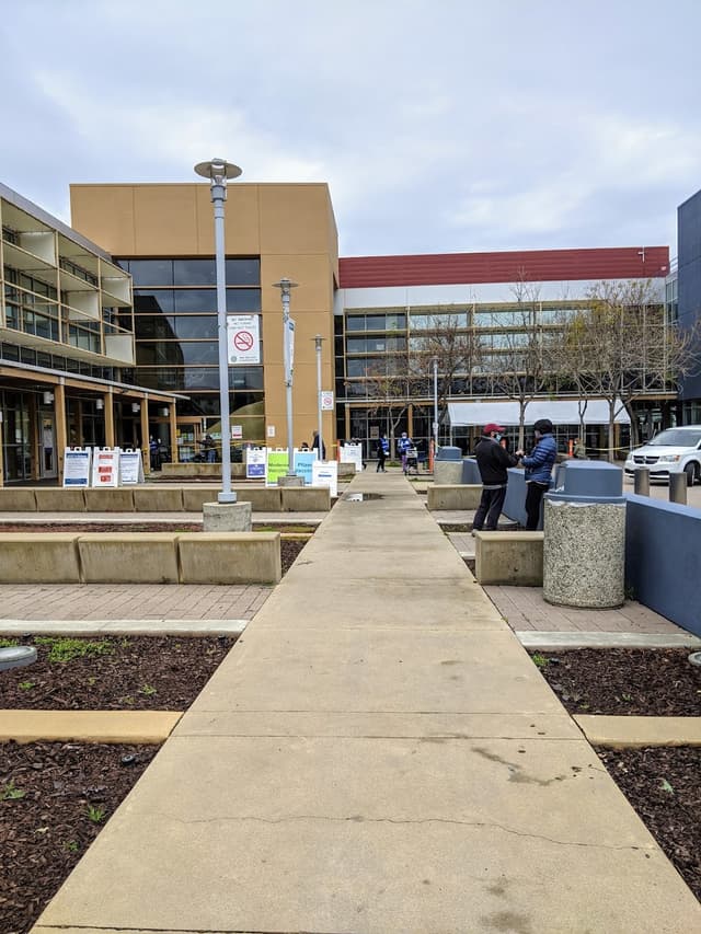 Valley Health Center Tully photo