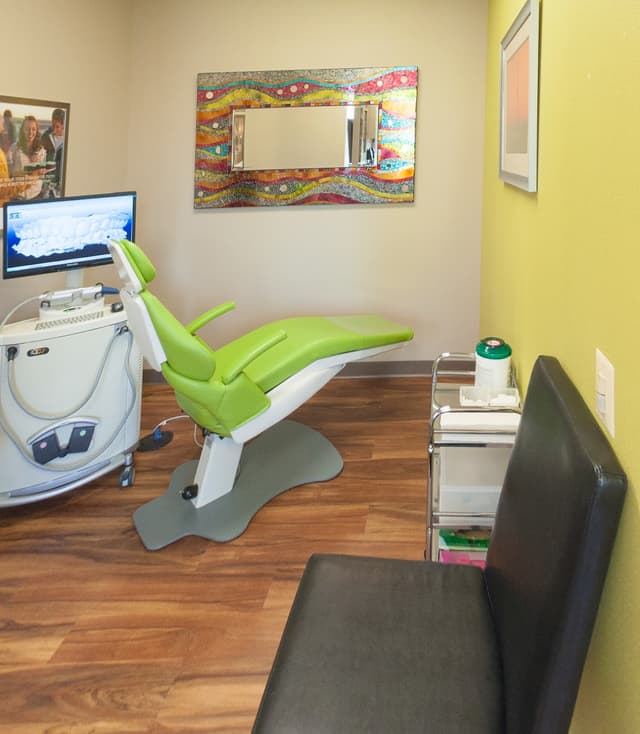 The Mclean Orthodontist (LM Orthodontics) photo