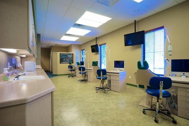 Barlow Orthodontics photo