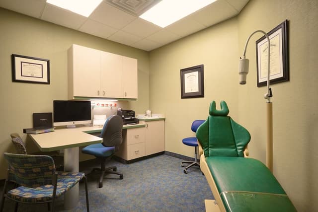 Barlow Orthodontics photo