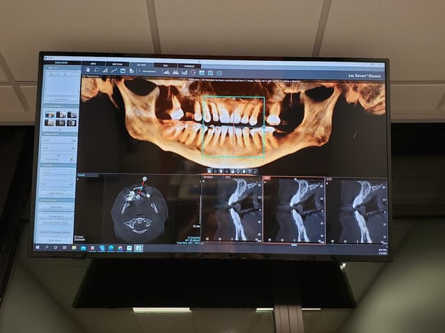 Fenton Smiles photo