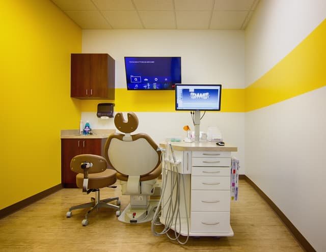 AvA Orthodontics & Invisalign of Spring photo