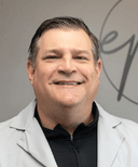 Dr. Darren Simpson's profile photo